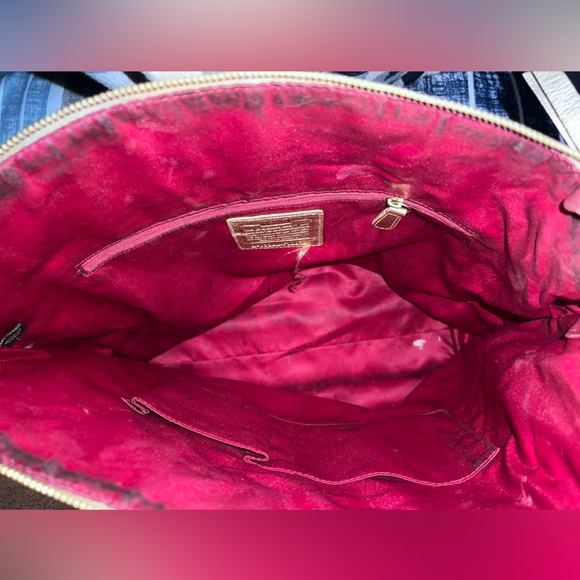 Coach Laura Signature Khaki Secret Admirer Tote in very worn condition. - Picture 6 of 8